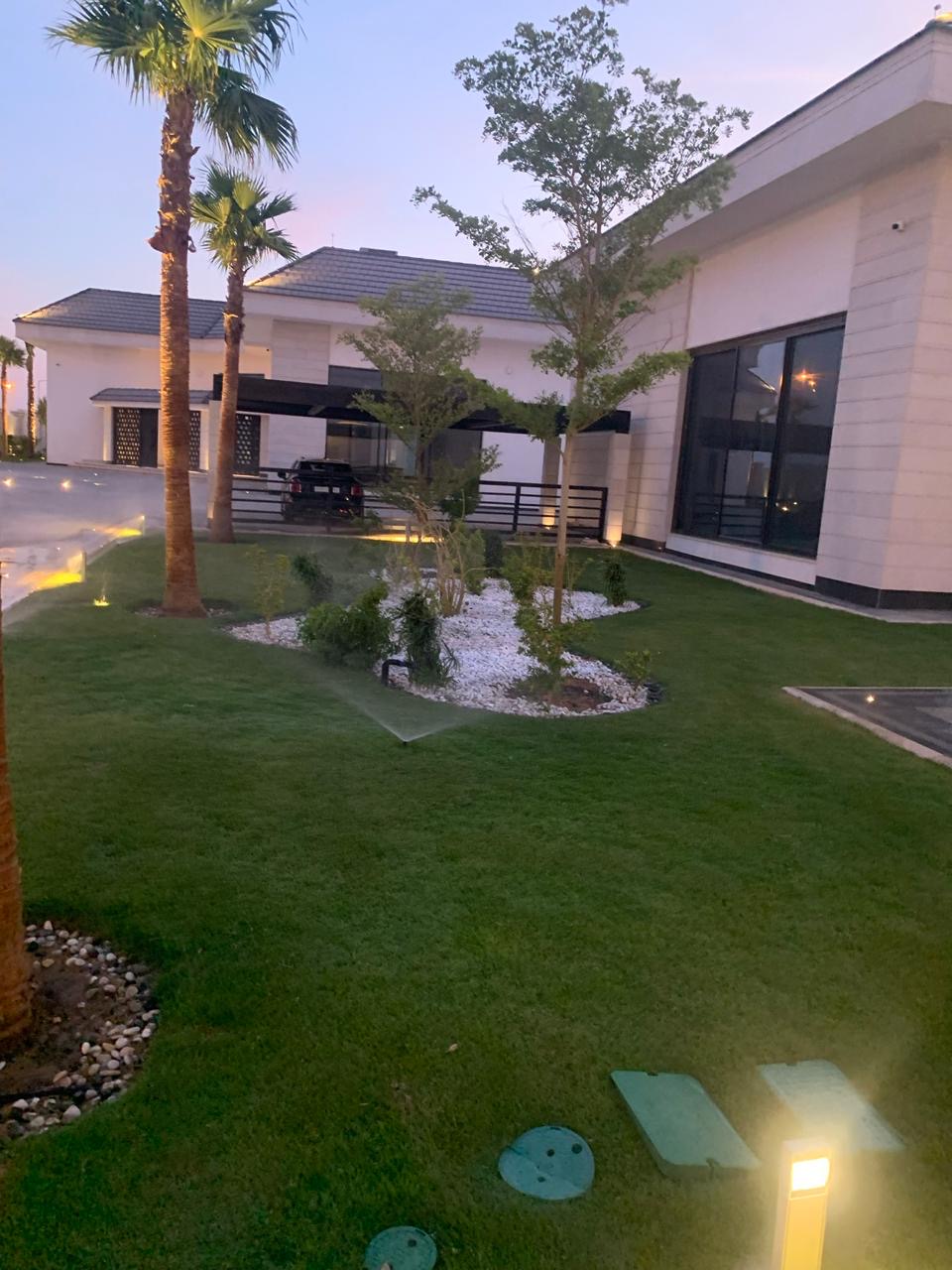 Villa garden
